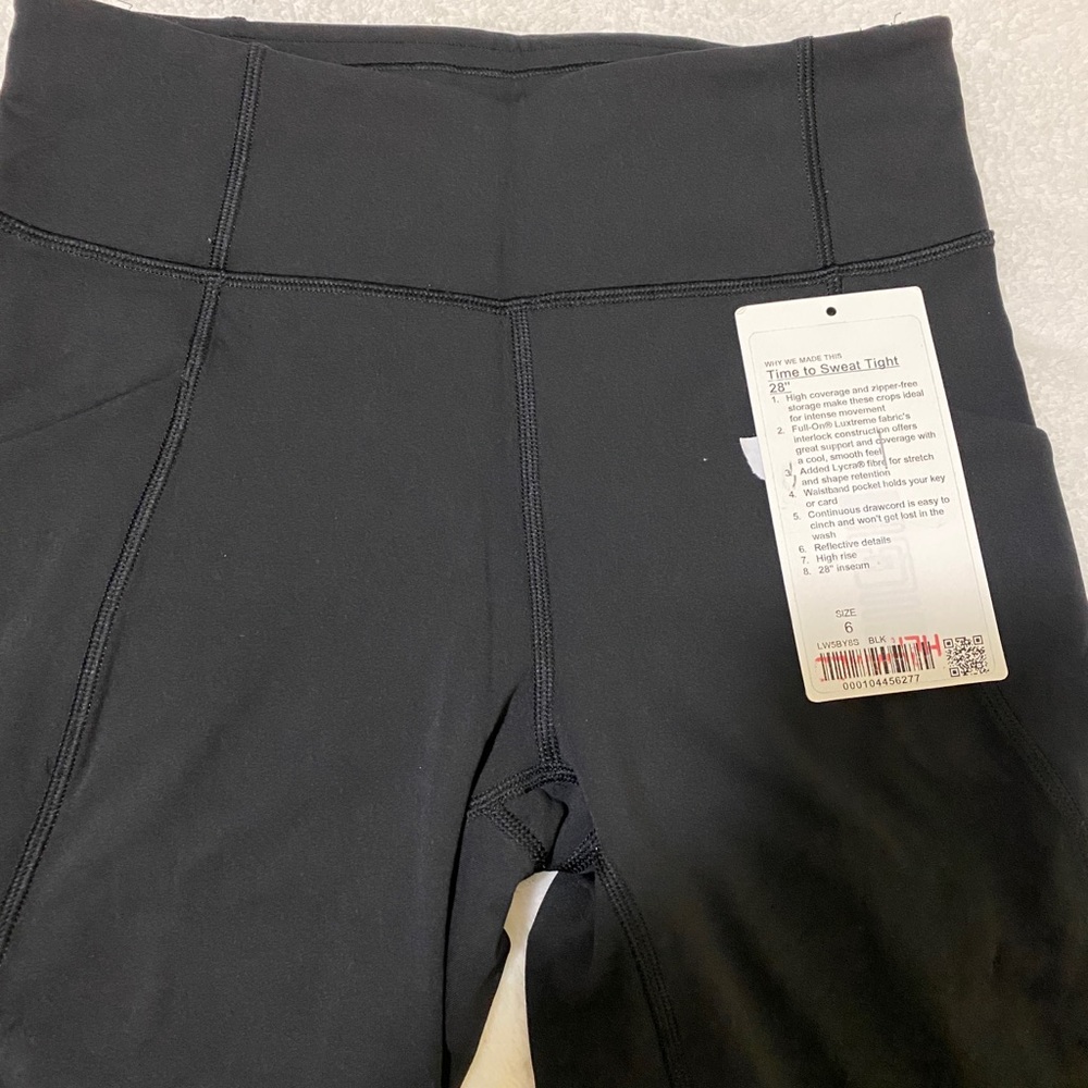 Lululemon Time to Sweat Crop 23” Sz 6